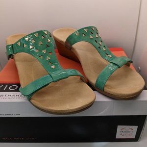 Vionic Maggie Orthoheel Teal Patent Leather Wedge Sandals Size US 8/UK 6/EU 39